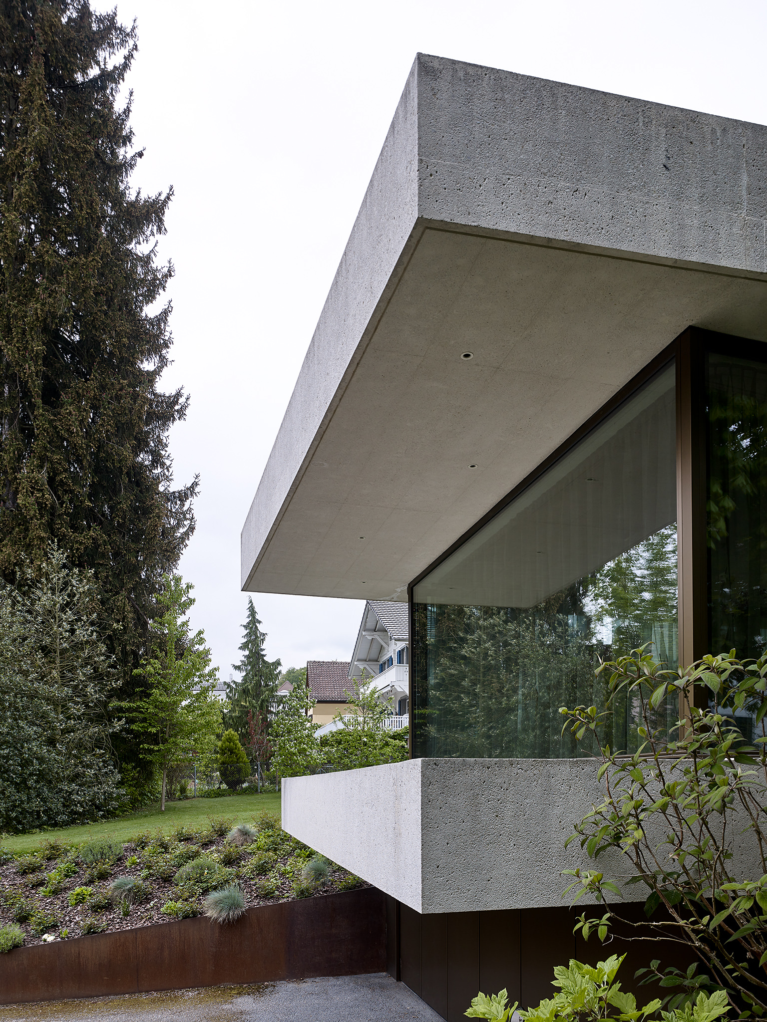 E18669 Alpa 073966 SCREEN